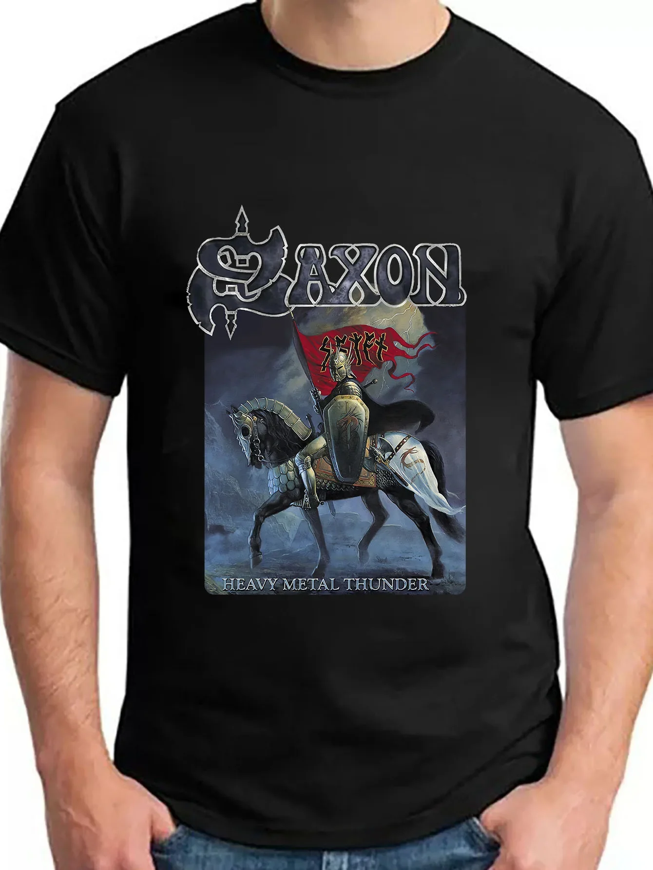 

Saxon Heavy Metal Thunder Heavy Metal Забавные футболки Ugus Винтажная мужская футболка Мужские рубашки Футболка с коротким рукавом AMK10898