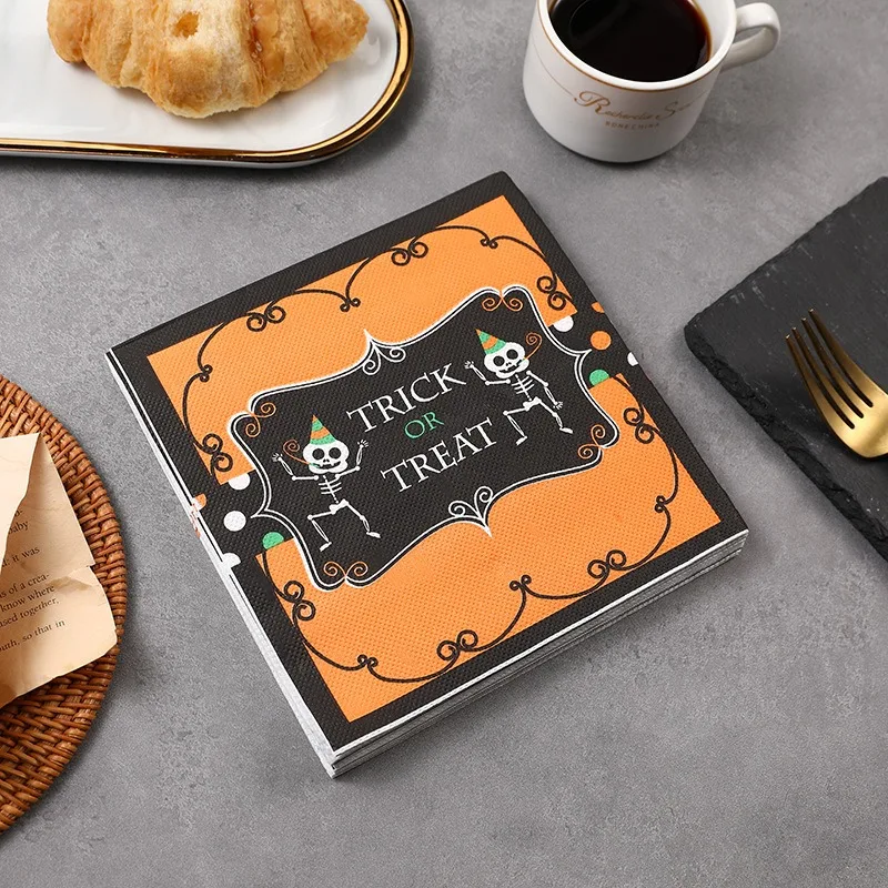 

20Pcs/Bag 33x33cm Trick or Treat Skull Printed Disposable Paper Home Table Dinner Halloween Party Decorative Cocktail Napkins