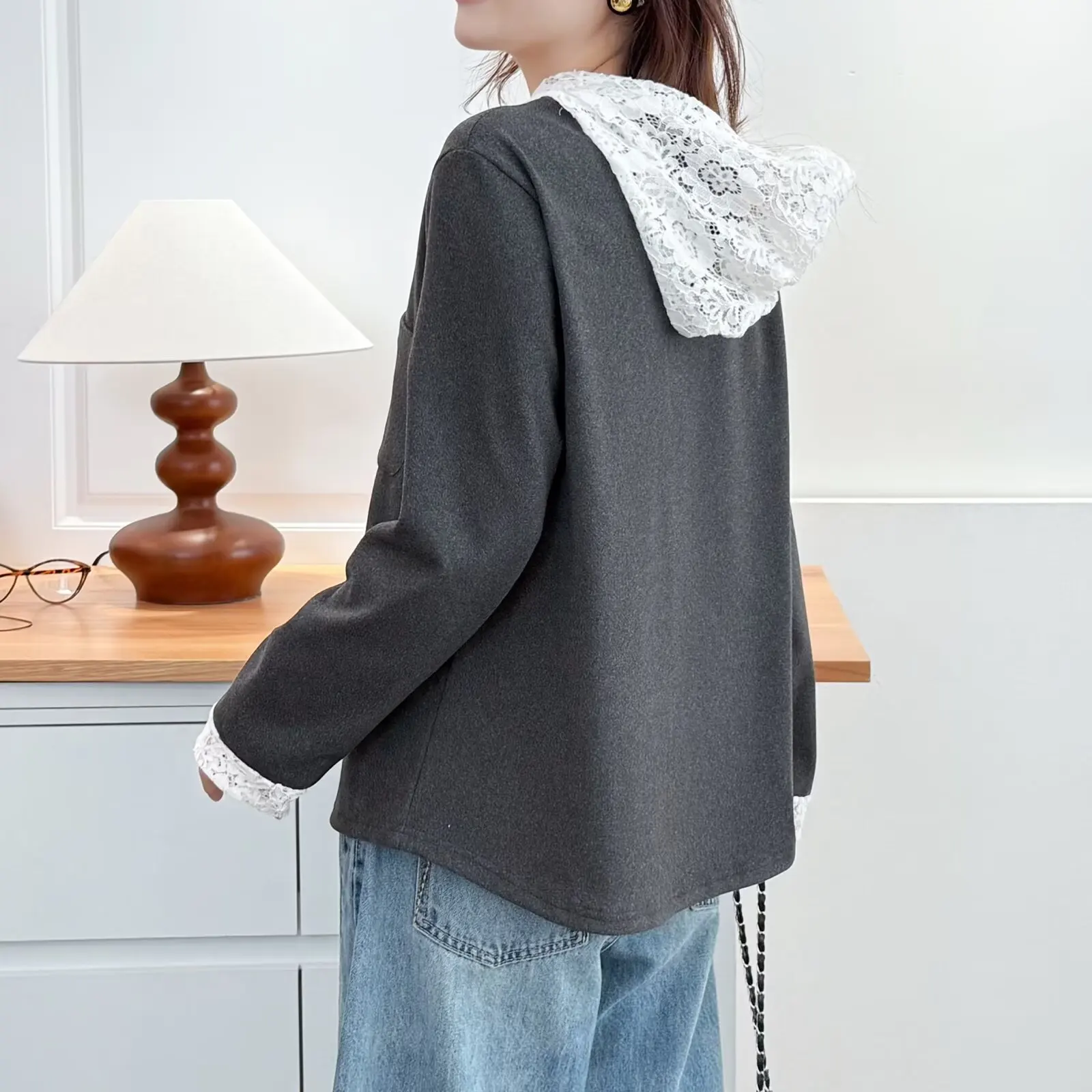 XXXXL موضة حجم كبير تي شيرت نسائي 2025 جديد الخريف/الشتاء أنيق الدانتيل مقنعين دي المخملية الدافئة قاعدة الداخلية 1057 #2