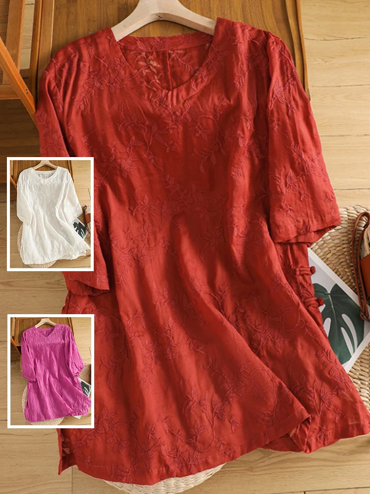 T-shirt longuette leggera ricamata retrò T-shirt midi leggera da donna di grandi dimensioni con bottoni laterali divisi metà Sve V-Ne Top casual estivo