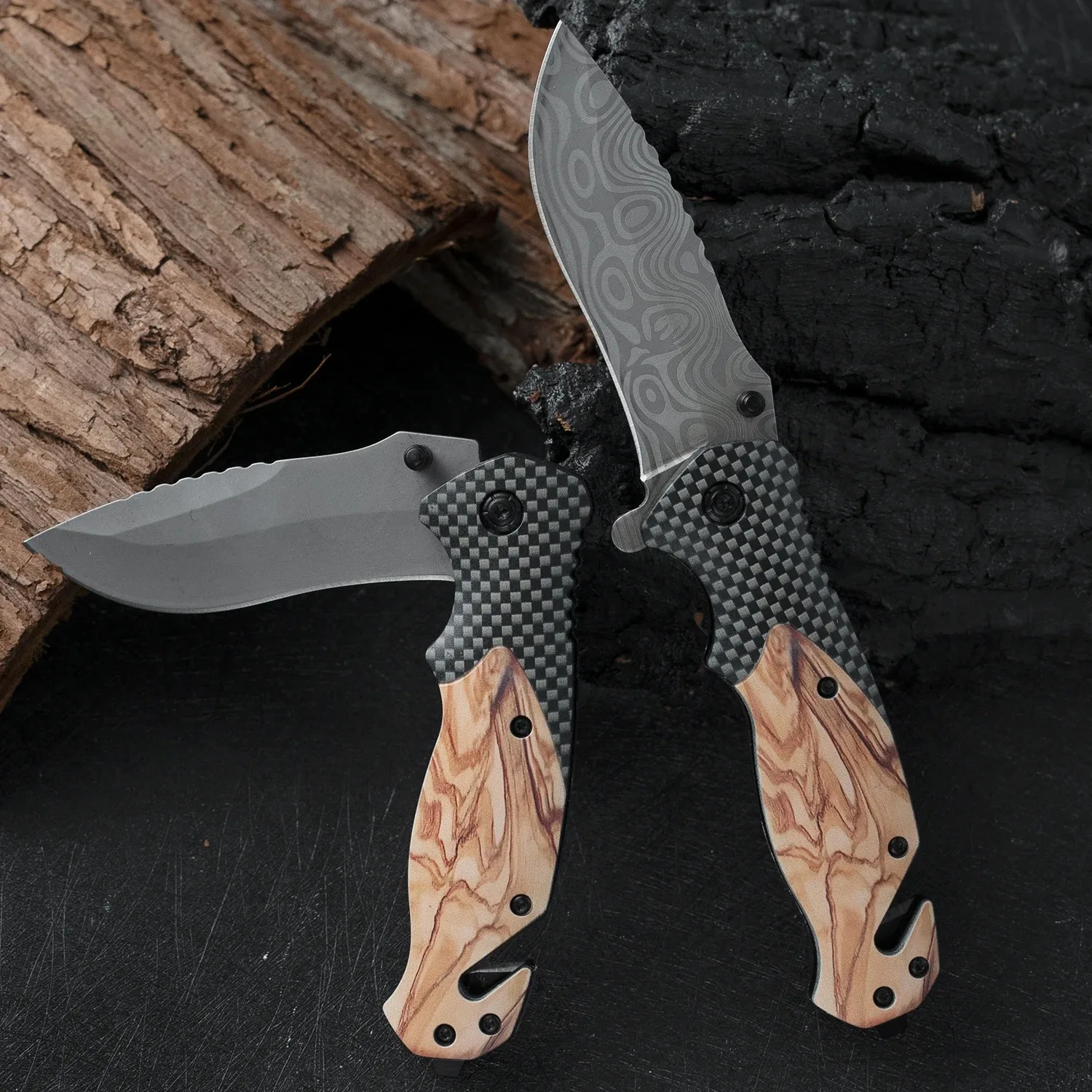 Damascus Pattern Outdoor Pocket Knife Multi-function EDC Folding Knife Portable Camping Survival Jackknife for Self Defense BBQ