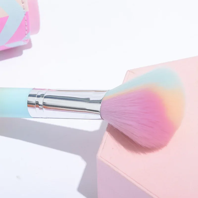 Couleur 10 pièces ensemble de pinceaux de maquillage outils de beauté Eyeliner correcteur poudre fond de teint fard à paupières dégradé mode pinceau de maquillage