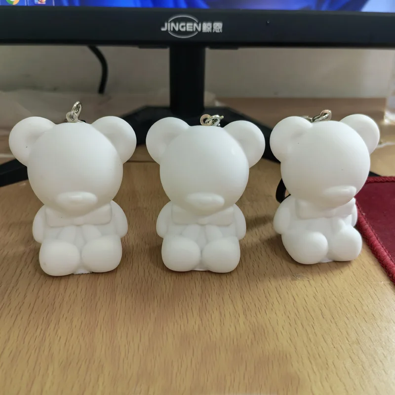 

10pcs 3D Cute Cartoon Bear Mold Diy Handmade Vinly DIY Kids Toys for Art Students White Dolls Do it Yourself Vinyl Art Figure
