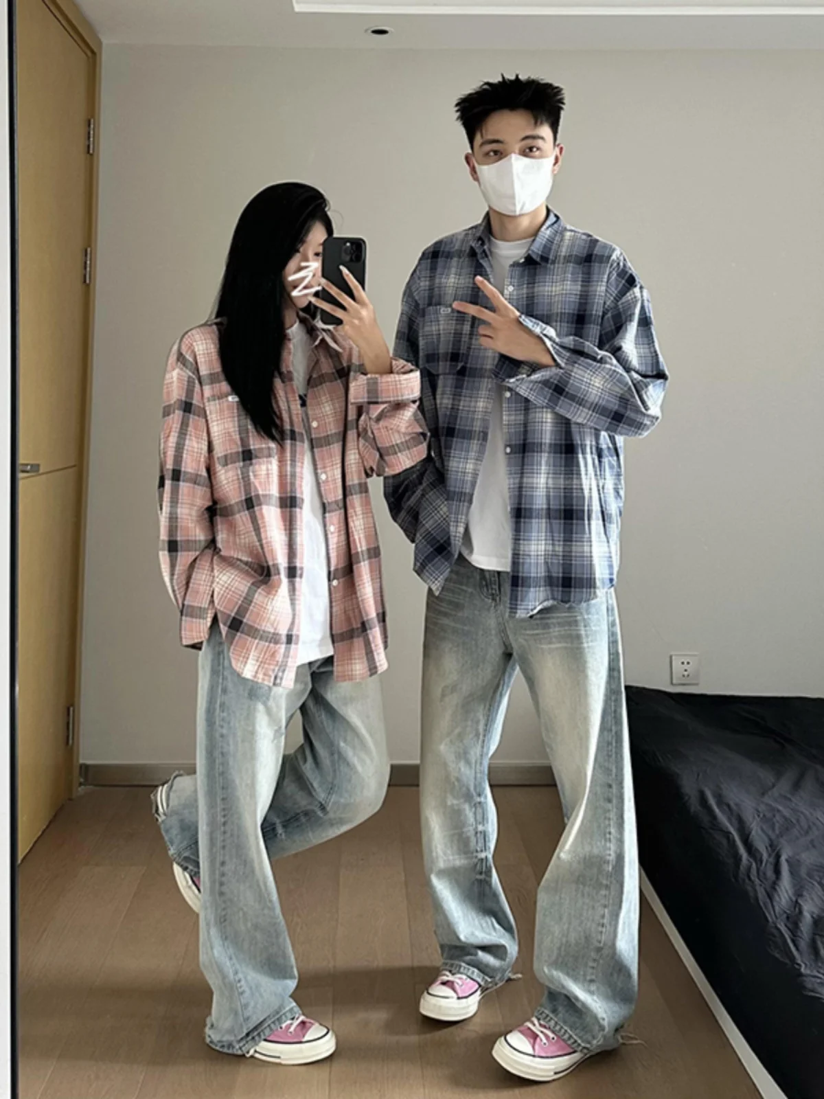 

Preppy Plaid Long Sve Men's irt Casual Sle Autumn Outerwear for Couples Comfortable Loose Fit Faionable Brand