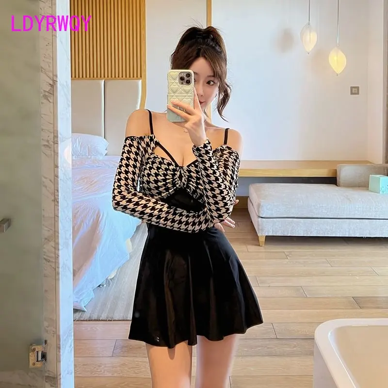 

Long-sleeve sexy, super fairy, covering the belly, slimming, Korean new sunscreen hot spring bikini women