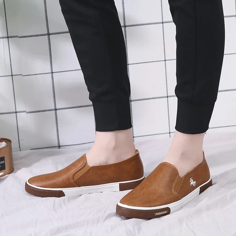 High Quality Leather Men Loafers Retro Leisure Trend Shoe Breathable Male Fashion Brown Mens Footwear Vulcanized Shoes