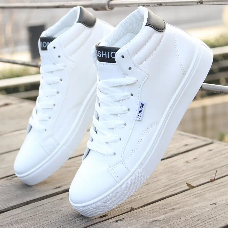 Zapatillas blancas de piel sintética para hombre, zapatos cálidos de invierno, Zapatillas altas, Tenis masculinos, botas de viaje impermeables