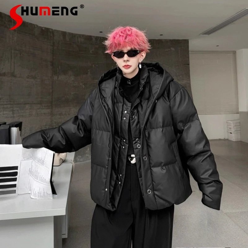 سترات رجالية جديدة لشتاء 2025 بقلنسوة وسميكة سترات رجالية دافئة مقاومة للرياح عصرية من قطعتين معاطف أنيقة بلون واحد