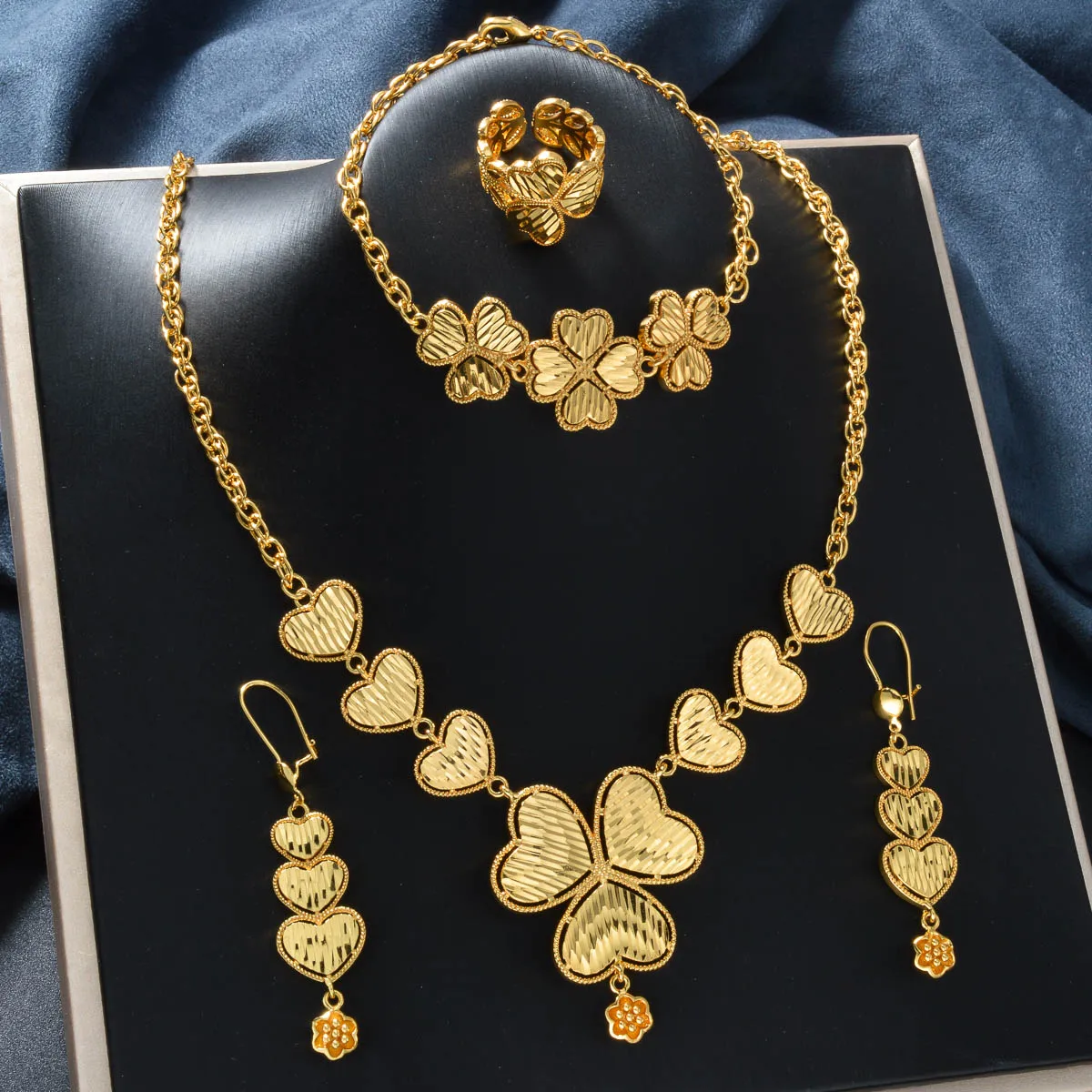 Dubai 18k Gold Plated Lucky Four-leaf Grass Sunflower Necklace Bracelet Ring Earrings Set Wedding Accessories Set Jewelry Gifts