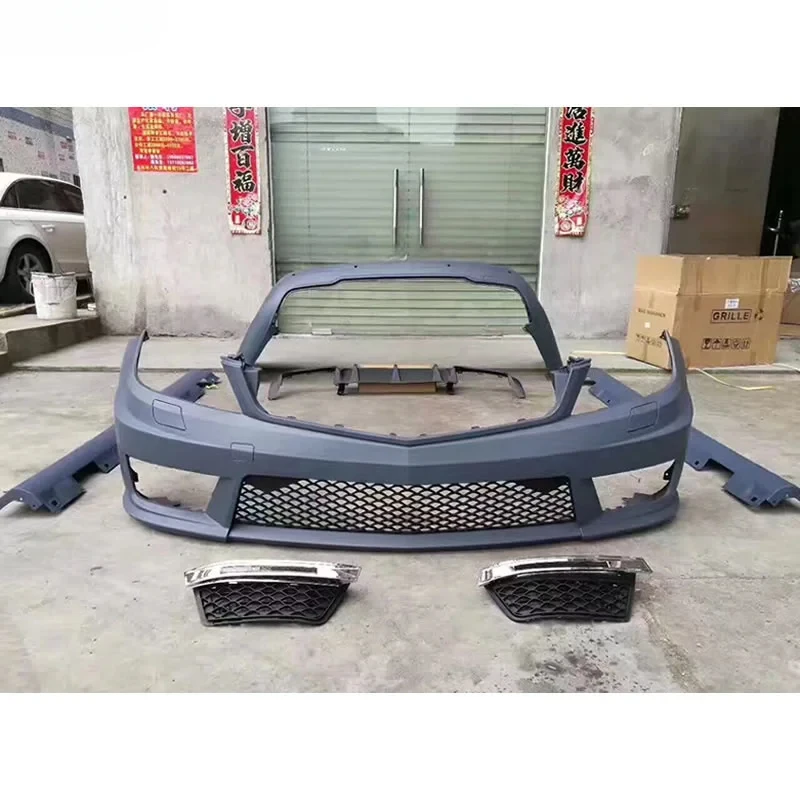 

PP Unpainted Front Rear Bumper Side Skirts Body Kit For W204 06-12