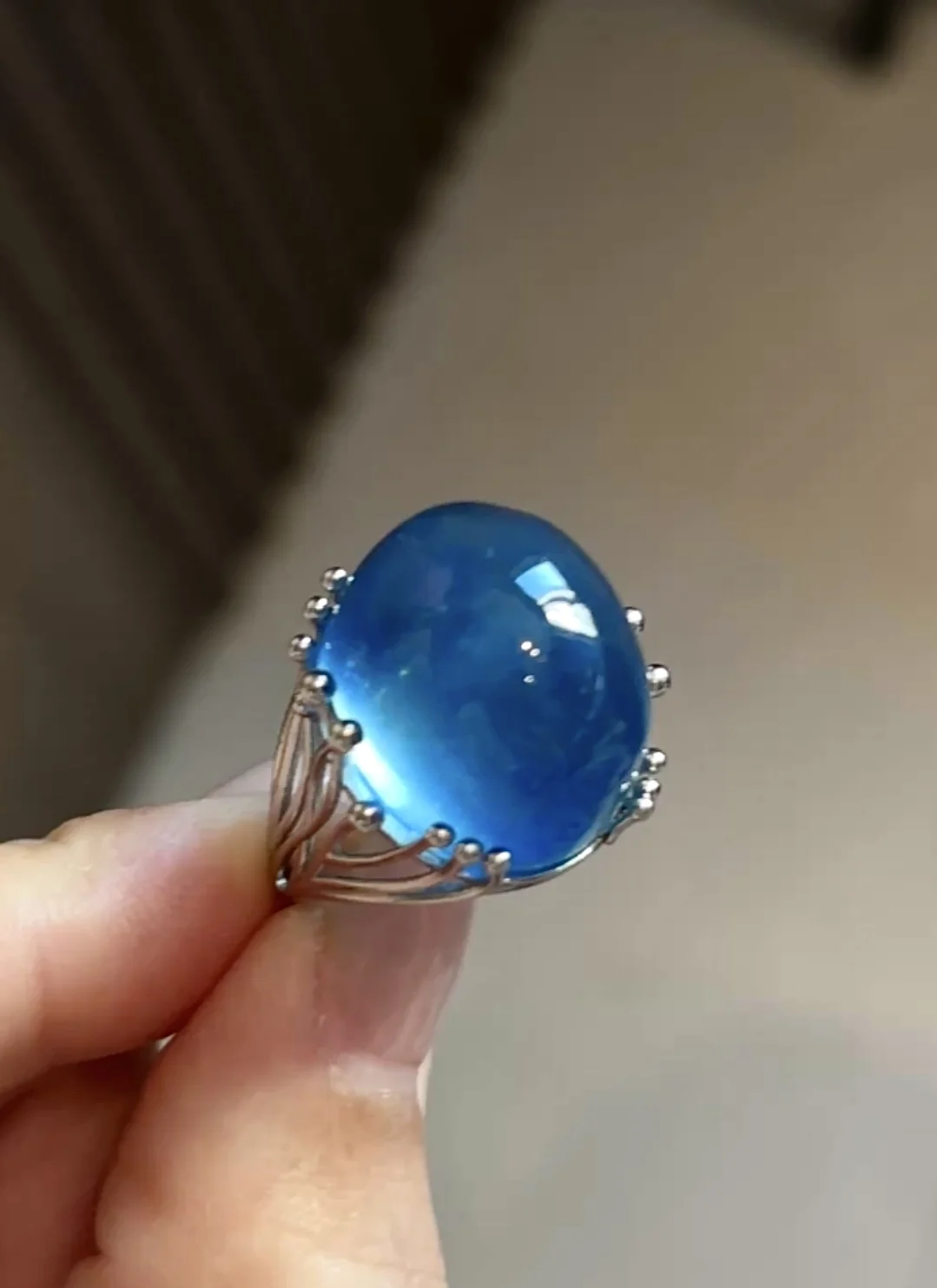 

Кольцо из натурального океанического аквамарина 21 мм, ювелирное изделие для женщин и мужчин, подарок, с кристаллическими бусинами, Рейки, серебро, регулируемый размер, драгоценный камень AAAAA