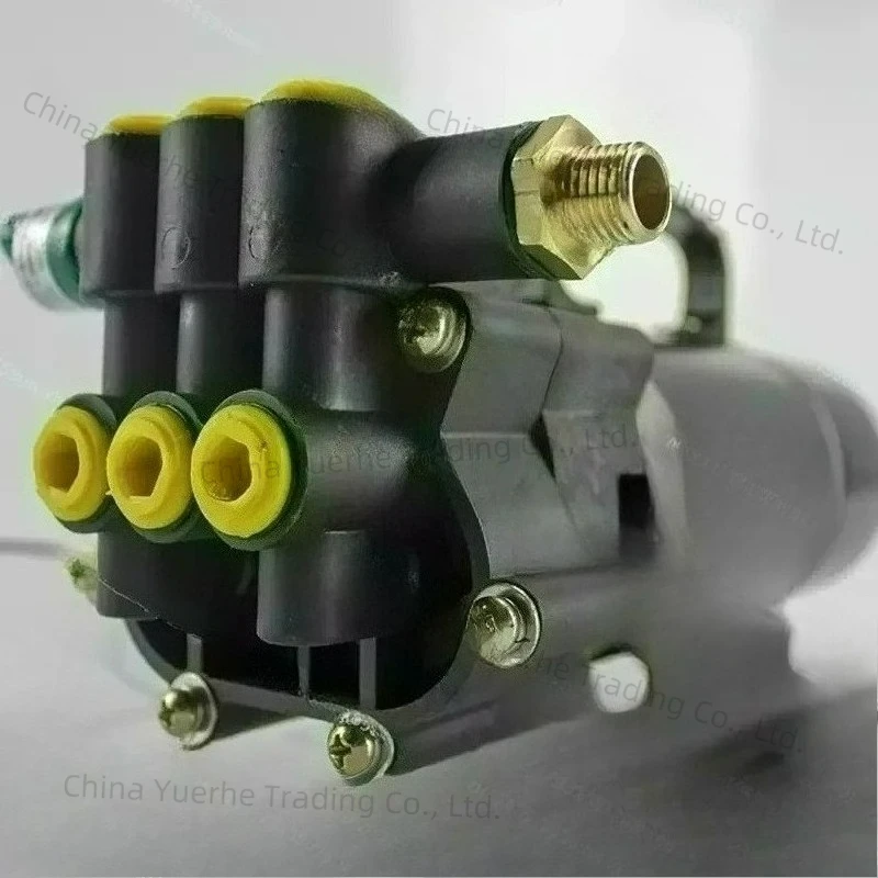 

12V 48V 60V 120W Pesticide High Pressure High Power Pump Three-cylinder Pump Portable Type DC Electric Pesticide Pump