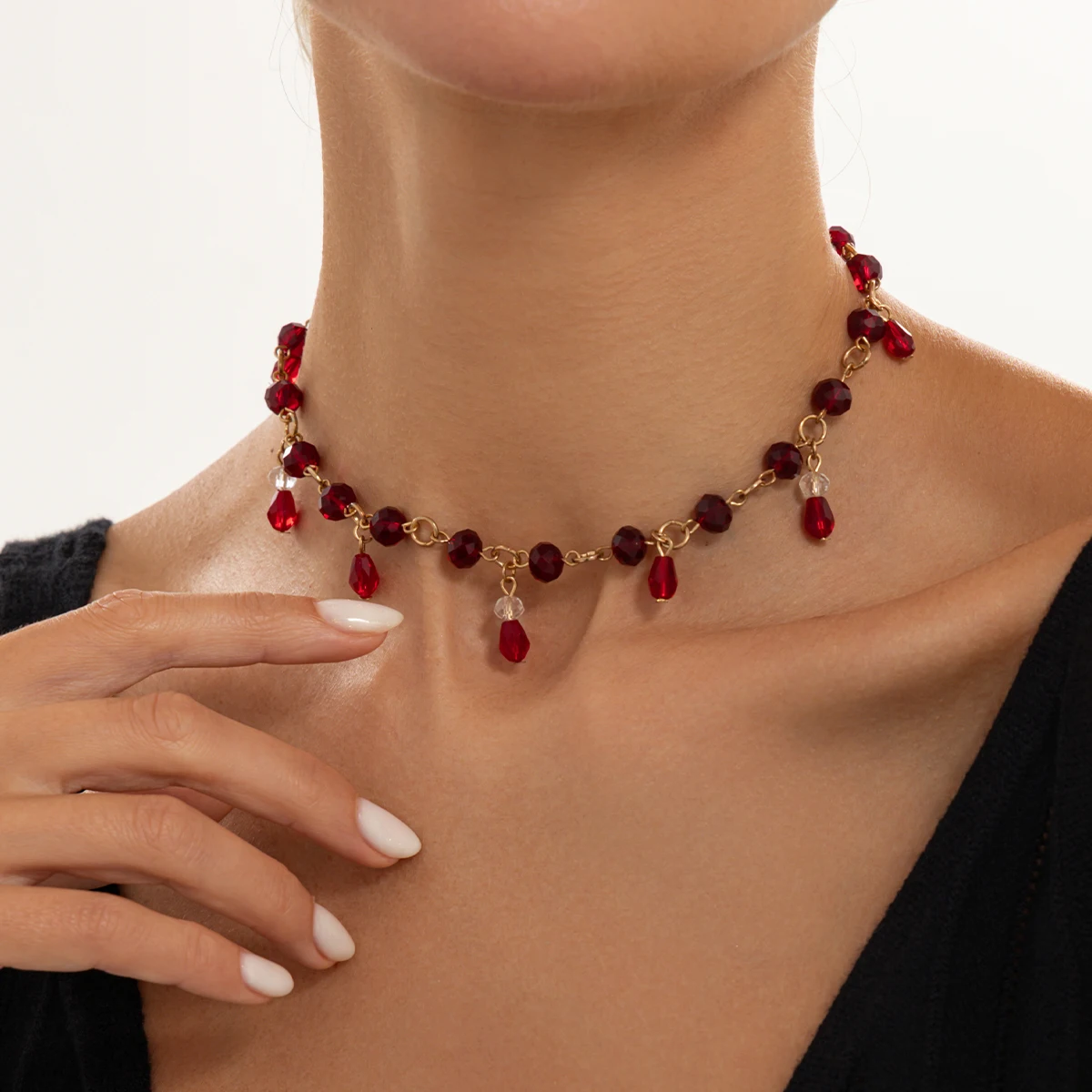 Ingemark Neue Gothic Unregelmäßige Rot-Schwarze Kristall-Quasten-Anhänger-Halskette für Frauen Vintage Verstellbare Kette Halloween-Schmuck – Detail 2