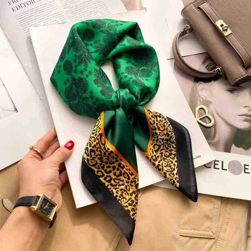 70cm Leopardenmuster Seidenschal für Damen Satin-Tuch Modische Wickel Schal Halstuch Damen Haarbänder Stirnband Bandana – Detail 5