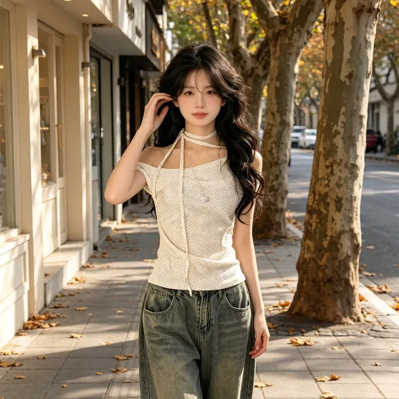 Korean style wavelet point slanted shoulder short sleeved women's single-sided off shoulder slim fit gentle style T-shirt