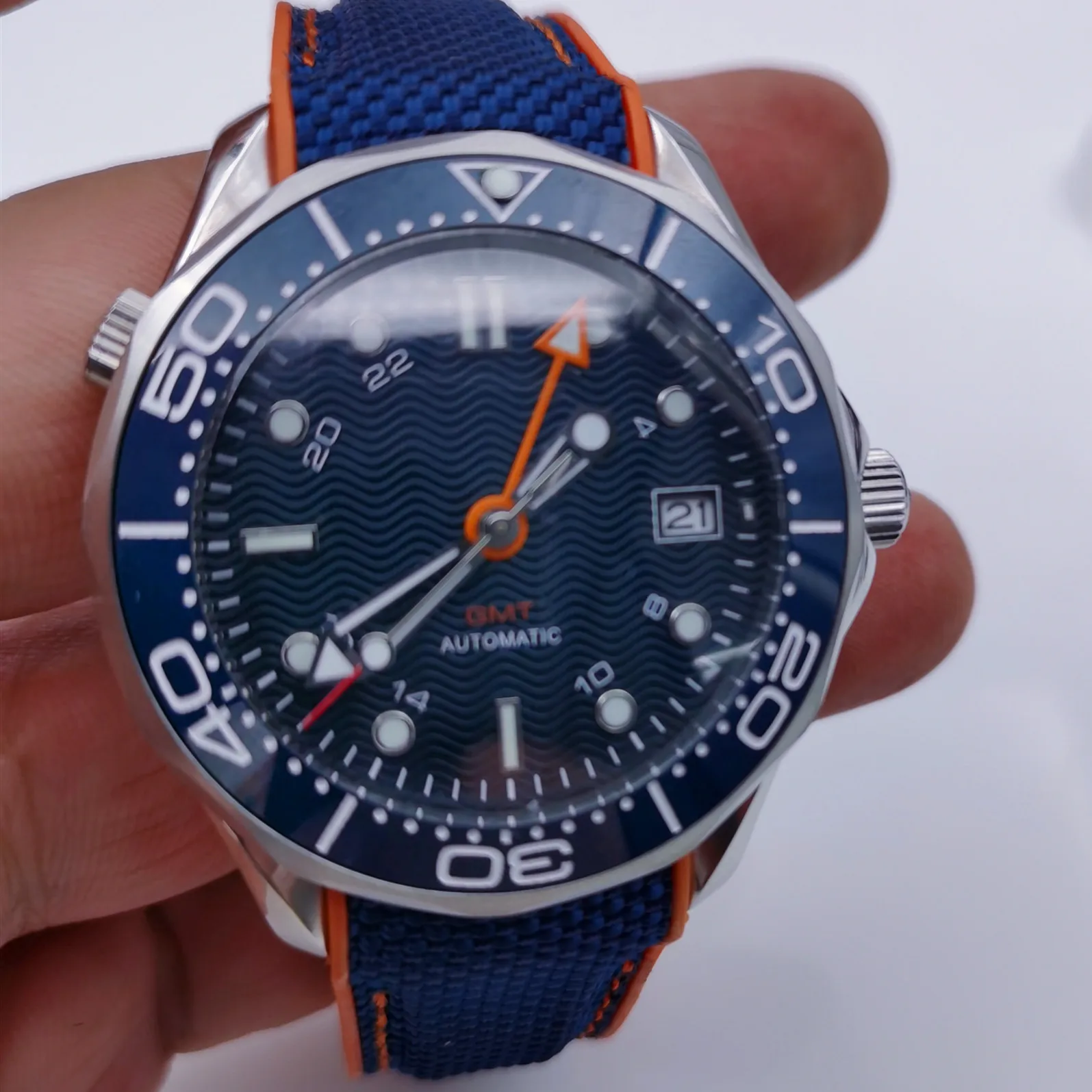 The New Gmt Dual Time Zone Displays Waterproof Stainless Steel Watch Japan Nh34 Nh34a Greenwich Automatic Movement