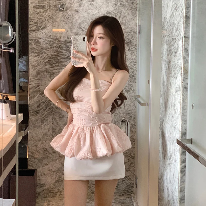 

Элегантный шифоновый топ с вышивкой на одно плечо, приталенный, красивая блузка во французском стиле без рукавов с драпировкой для молодых женщин