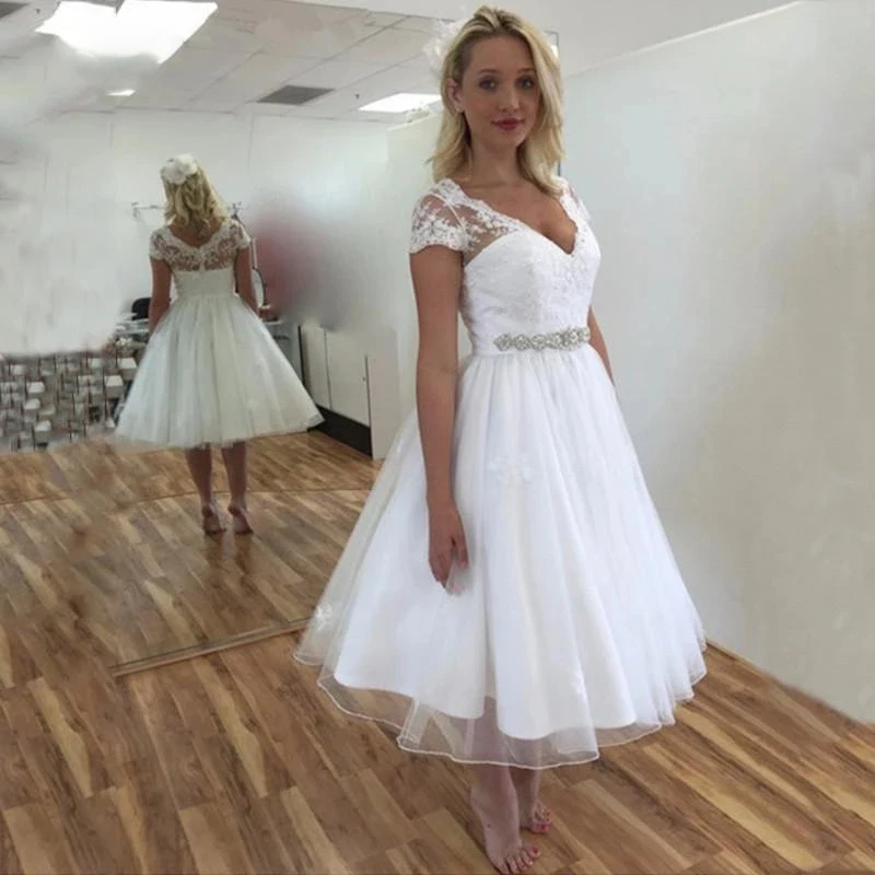 

Cheap Short Wedding Dress A-Line V-Neck Cap Sleeves Lace Dubai Arabic Bridal Dresses White Beach Vestido De Noiva