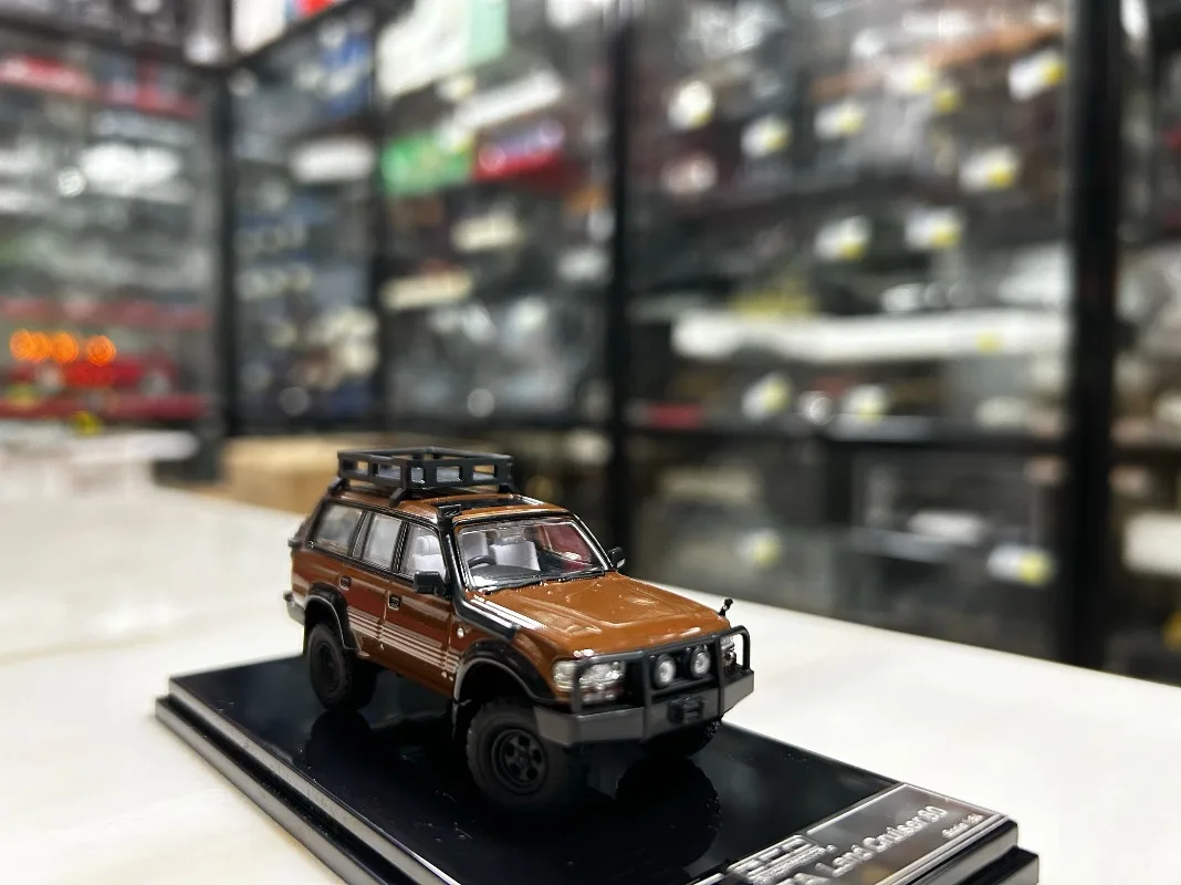 In Stock 1:64 Modified Version 80 New Alloy Car Model Simulation Decoration Item High-end Gift, Children's Birthday Gift