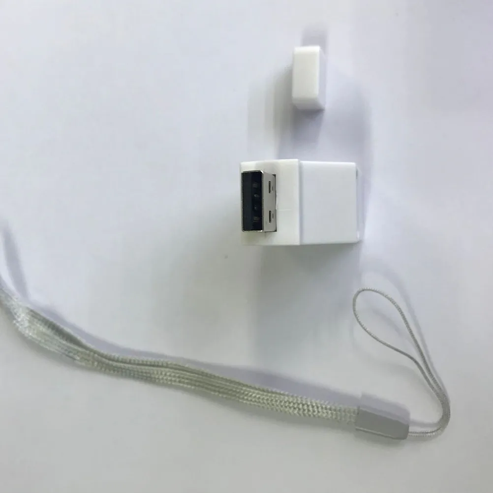 

Миниатюрный портативный USB-хаб на 3 порта 2.0, ультратонкий разветвитель-адаптер для ноутбуков и настольных ПК, Plug and Play, с поддержкой Hot Plug, стабильный USB-хаб