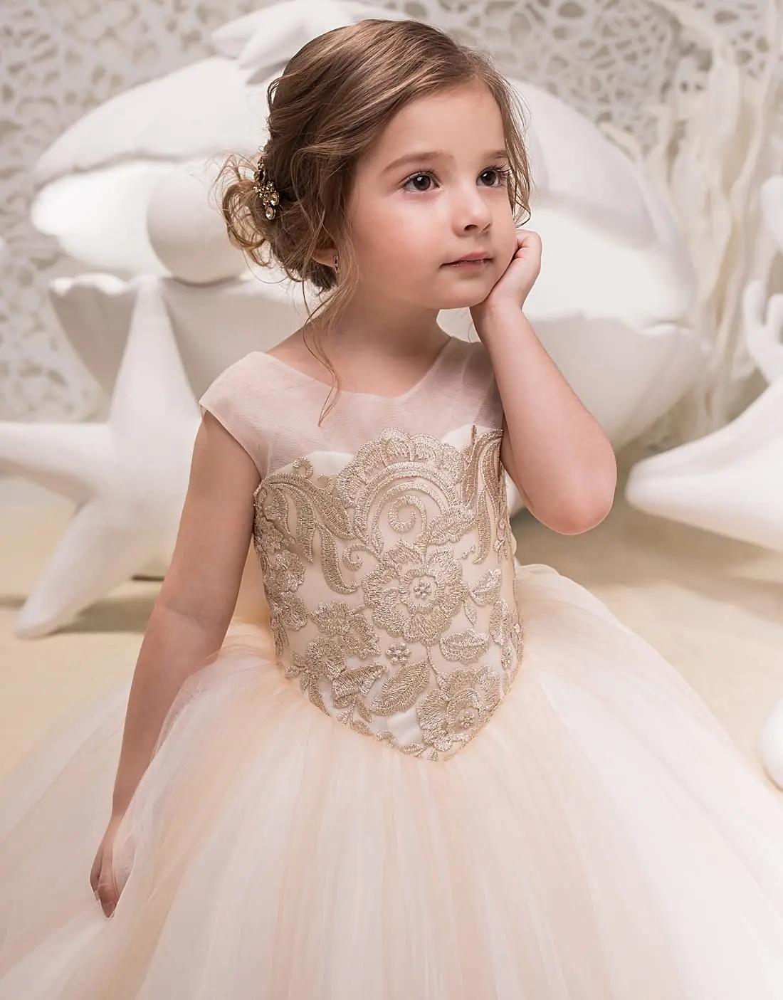 Girls Princess Dress Appliques Ball Gown Flower Girl Dresses Double V Neck Floor Length First Communion Pageant Party Gowns