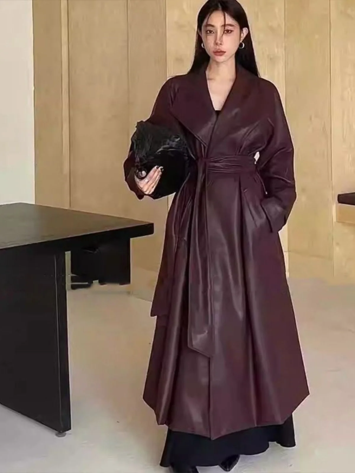 

Fashionable Classic Retro Long Leather Jacket Collared Outerwear for Women Commute Style Polyester Fiber Long Sleeve