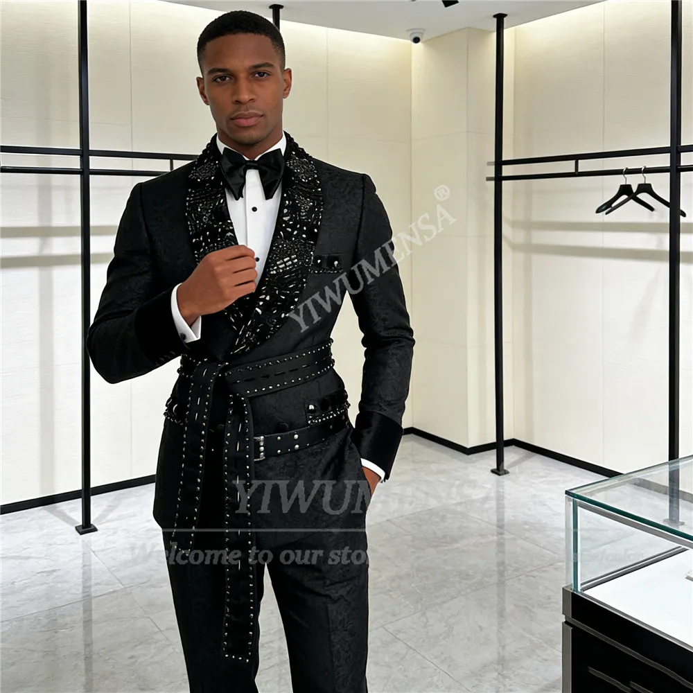 

Brilliant Jewelry Stones Ornament Suits Men 2 Piece Set Double Breasted Jacket Pants Customized Groom Tuxedos Male Fasion Outfit