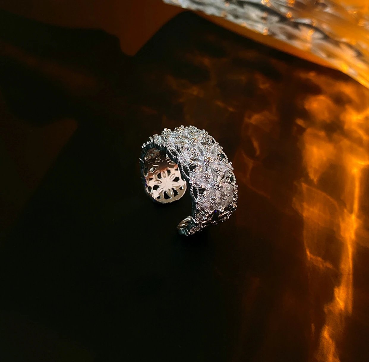 

Hot sale Luxurious French gentle and sweet opening ring, zirconium-set ring, versatile, elegant temperament, high-end feeling