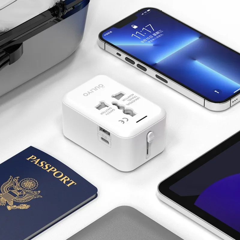 

Conversion Plug Travel Study Abroad Business Travel Multifunctional TYPE-C High Load Fast Charging Folding Retractable