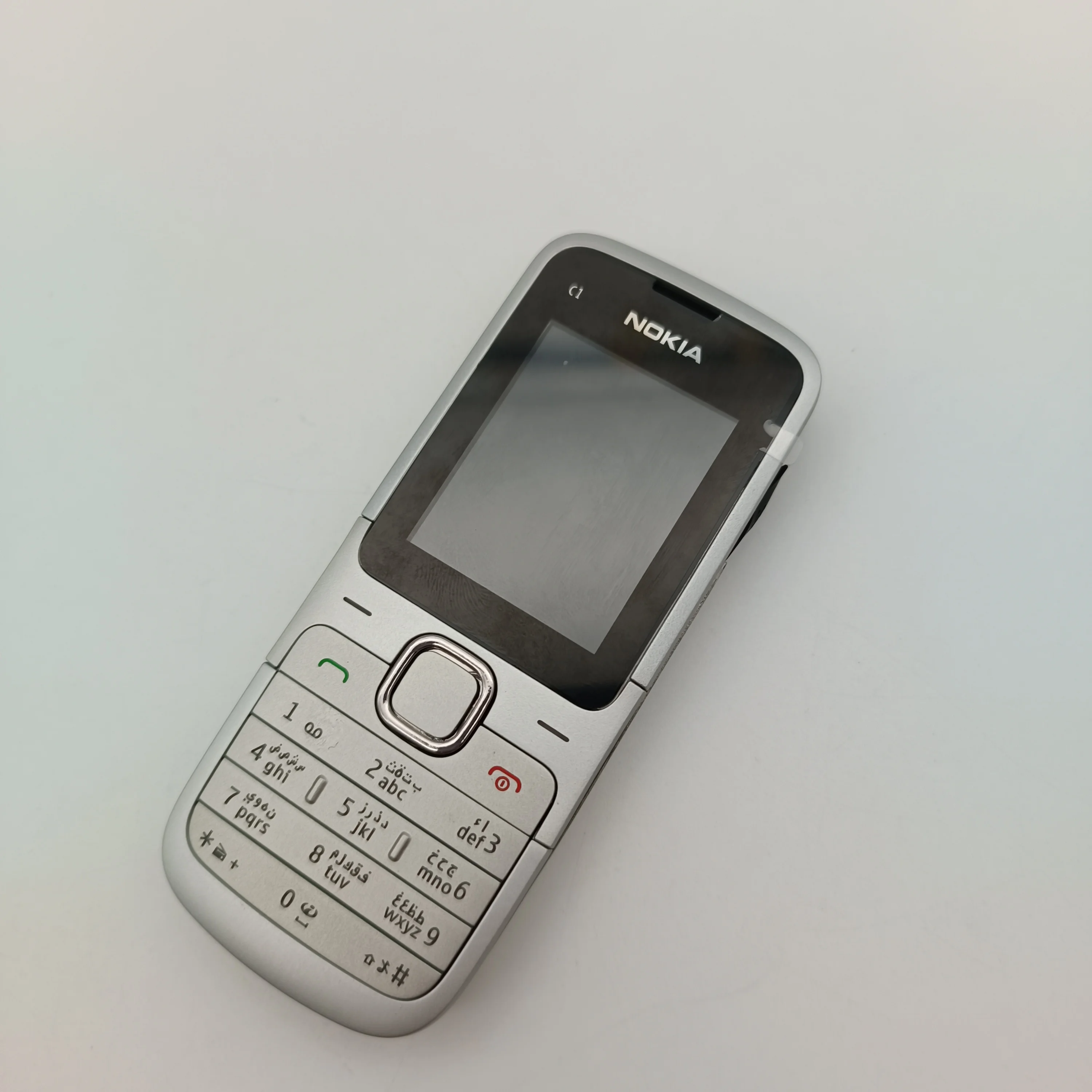 هاتف Nokia C1-01 الأصلي مصنوع في فنلندا يدعم اللغة الإنجليزية بحالة جيدة