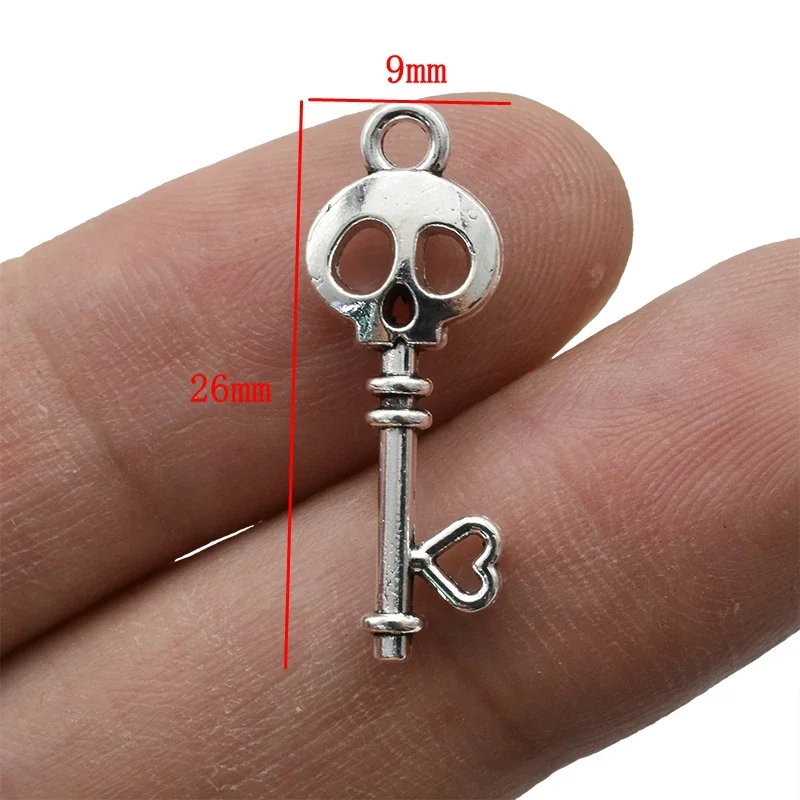 20PCS Antique Silver Plated Skull Key Charms Alloy Metal Pendants For DIY Necklaces Earrings Jewelry Making Supplies