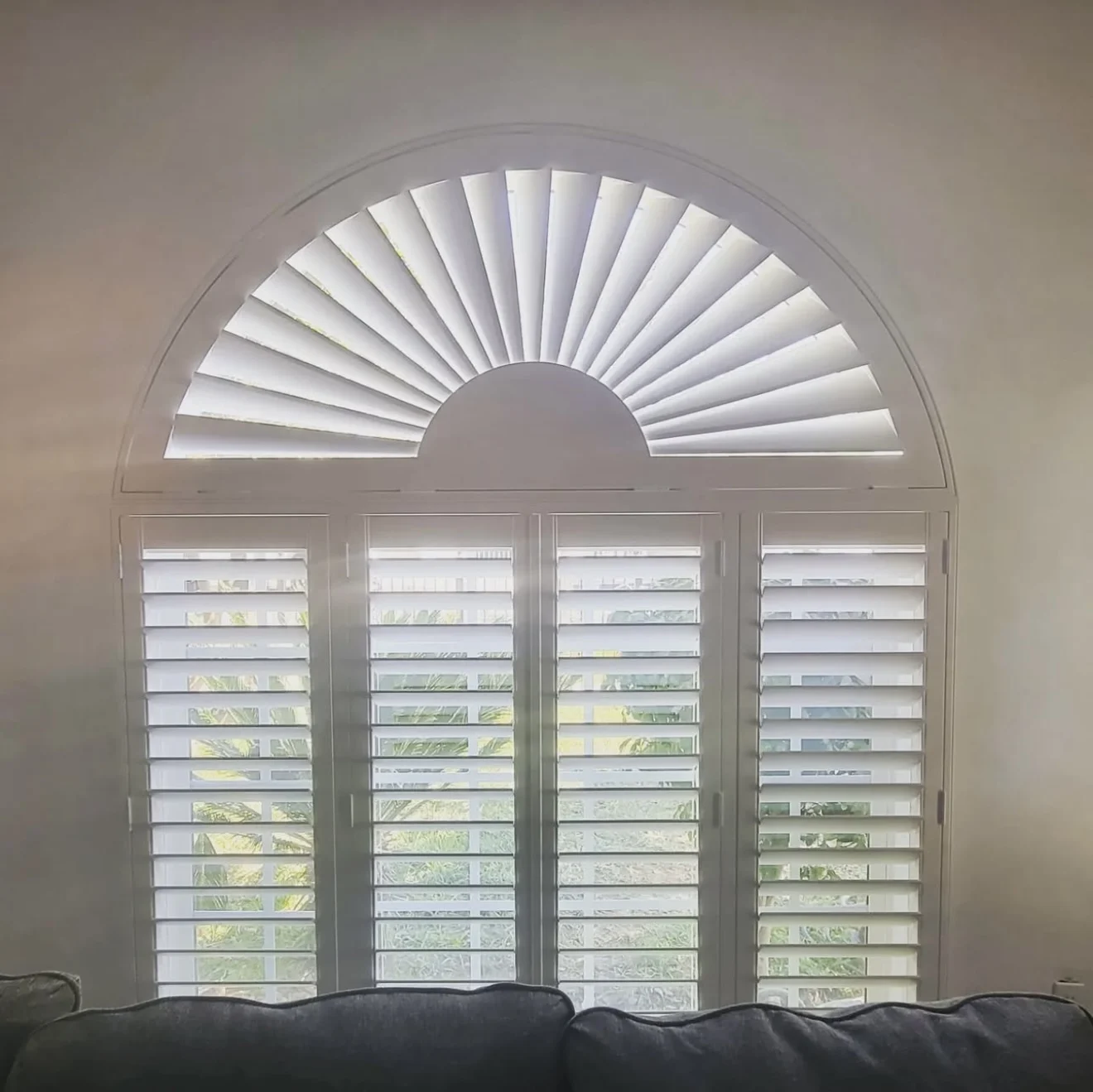 

Wood Horizontal Louvers Quality Blinds Shades & Shutters with High Quantity Adjustable Shutters for Skylight