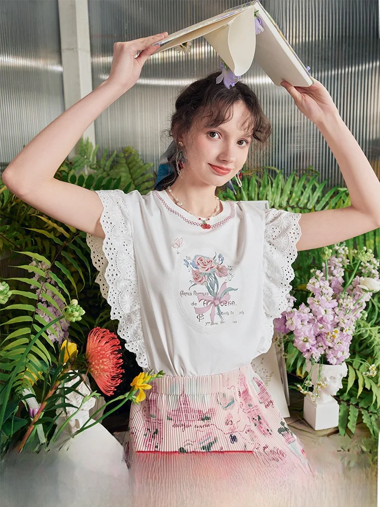 

Новая женская летняя футболка с коротким рукавом, с кружевным принтом и вставками, из дышащей смесовой ткани (хлопок/полиэстер), с круглым вырезом.