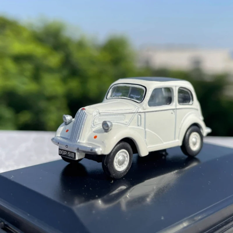 

1:76 Ford Classic Alloy Car Model Classics Adult Souvenir Gift Static Display
