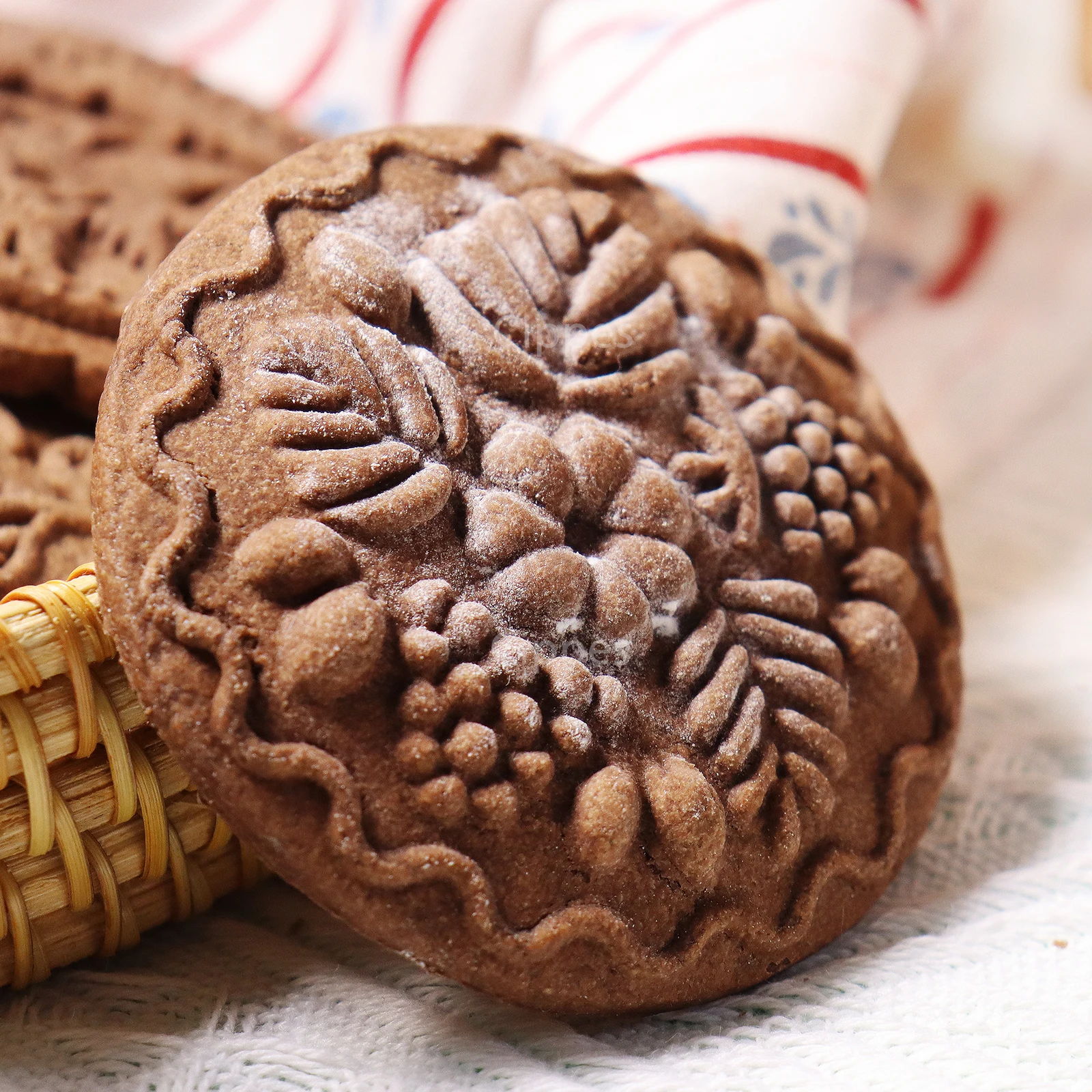 花柄の木製クッキー型、DIY彫刻、エンボスクッキーカッター