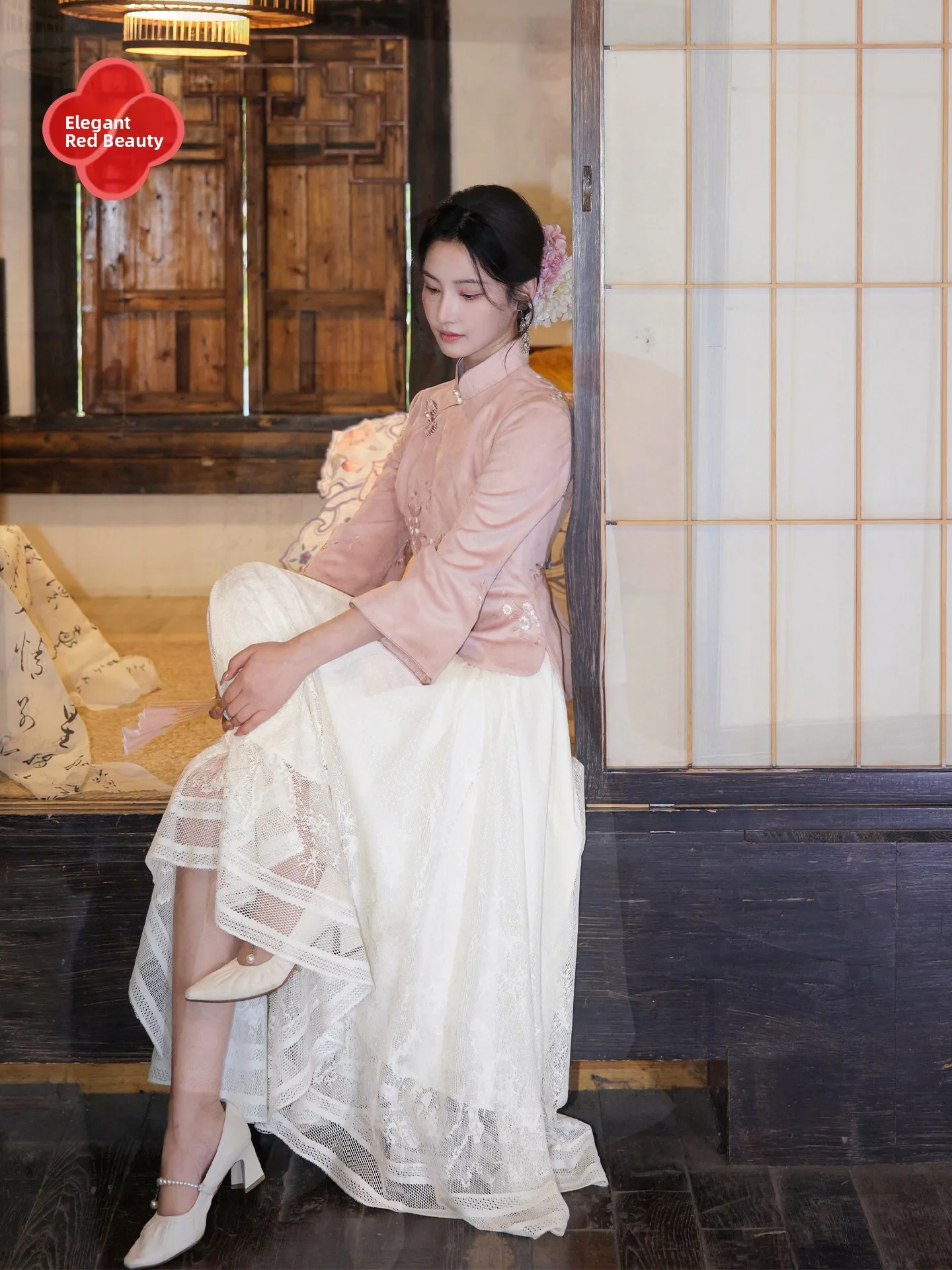 

New Spring Red Beau Yang Top Women's Embroidered Suede Chinese Sle Jaet Regular Sve Length Stand Collar