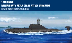 HobbyBoss 87005 1/700 Russian Navy Akula class attack submarine-Scale Model Kit