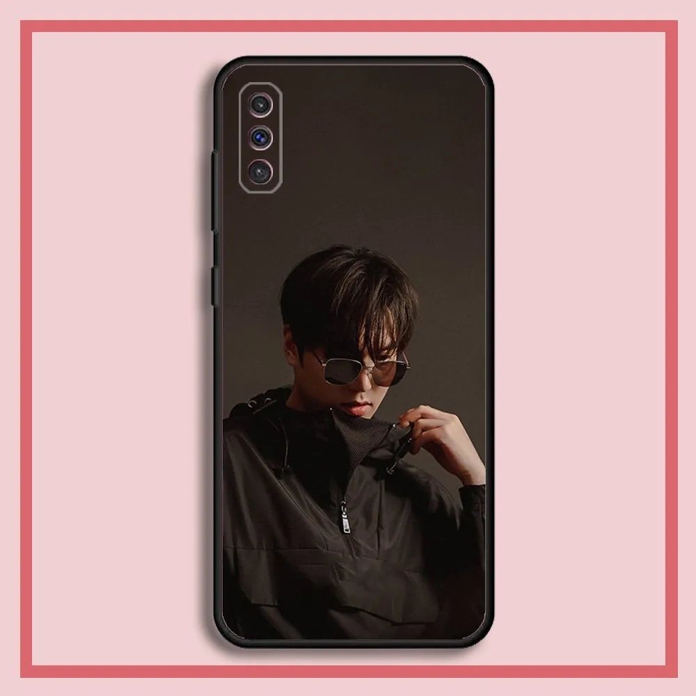 Actor L-Lee Min Ho Phone Case For Samsung S23,23,22,30,21,10,9,Note20 Ultra,Lite,Ultra,5G,Plus,FE,Black Soft Case