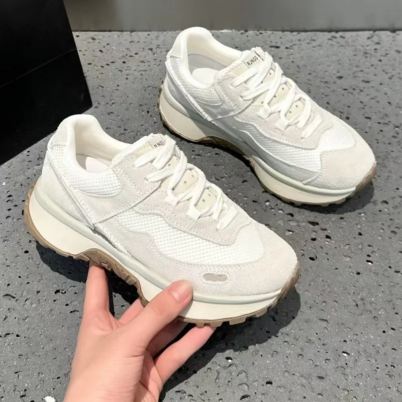 

Повседневные кроссовки из натуральной кожи, дышащие женские туфли на шнуровке, минималистичная обувь для папы на массивной подошве в стиле ретро, мягкая противоскользящая дышащая обувь