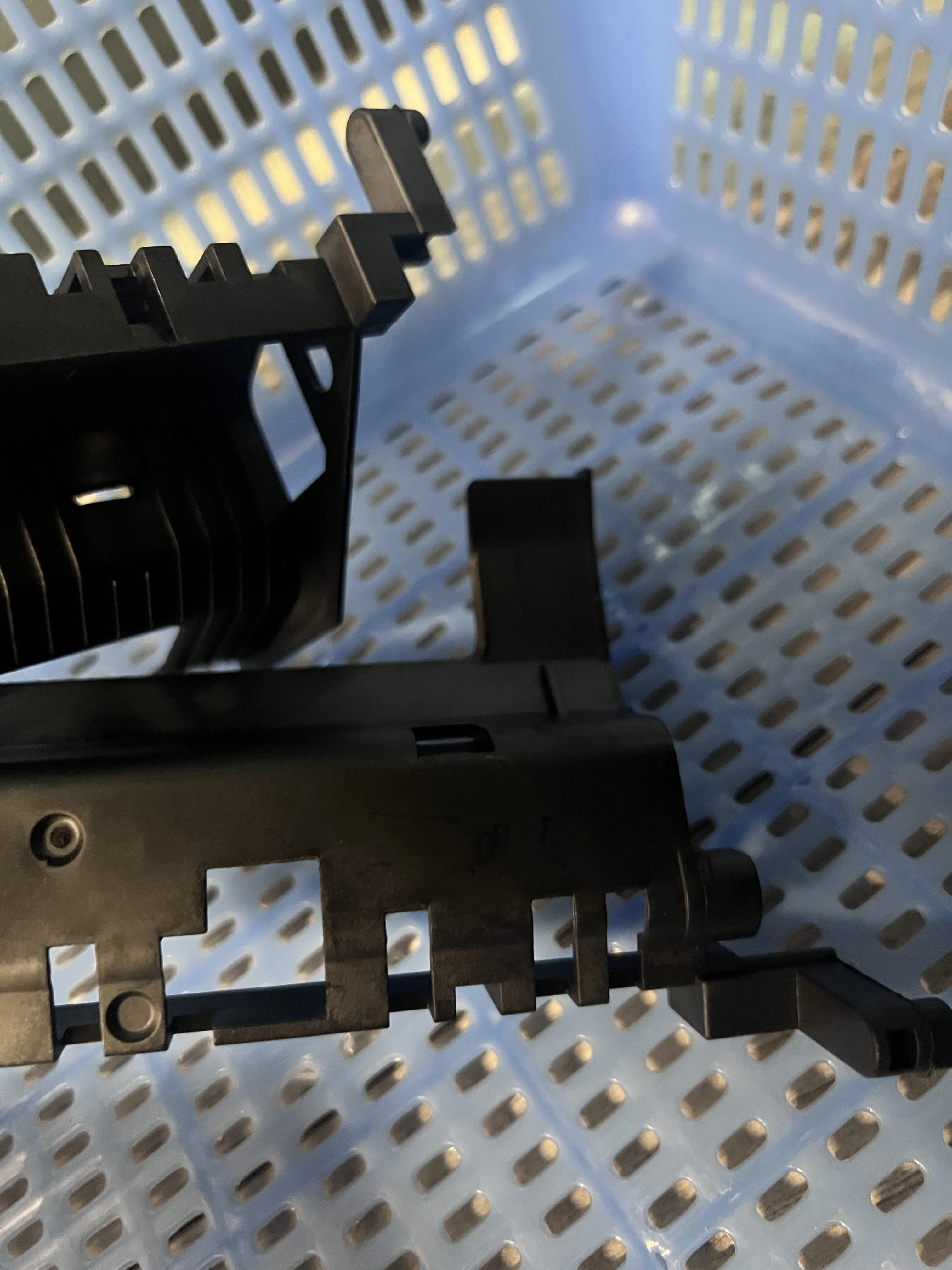 

FK-7105 FK-7107 302NL93060 302NL93070 Направляющая фьюзера для Kyocera TASKalfa 3010i 3510i 3011i 3511i