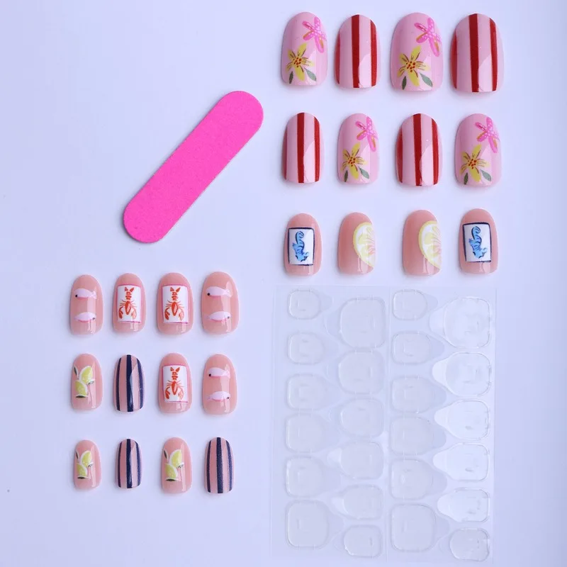 24 STKS Zomer Strand Druk op Nagels Roze Citroen Kreeft Zeester Patroon Kunstnagels Leuke Verse Zee Stijl Nep Nagels voor Vrouwen Meisje