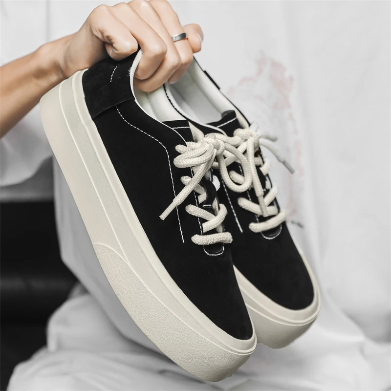 

​2025 Viral Street Shoes– Edgy Skate Shoes, Retro American Style, Thick Sole, Casual & Fashionable, Hiking-Friendly