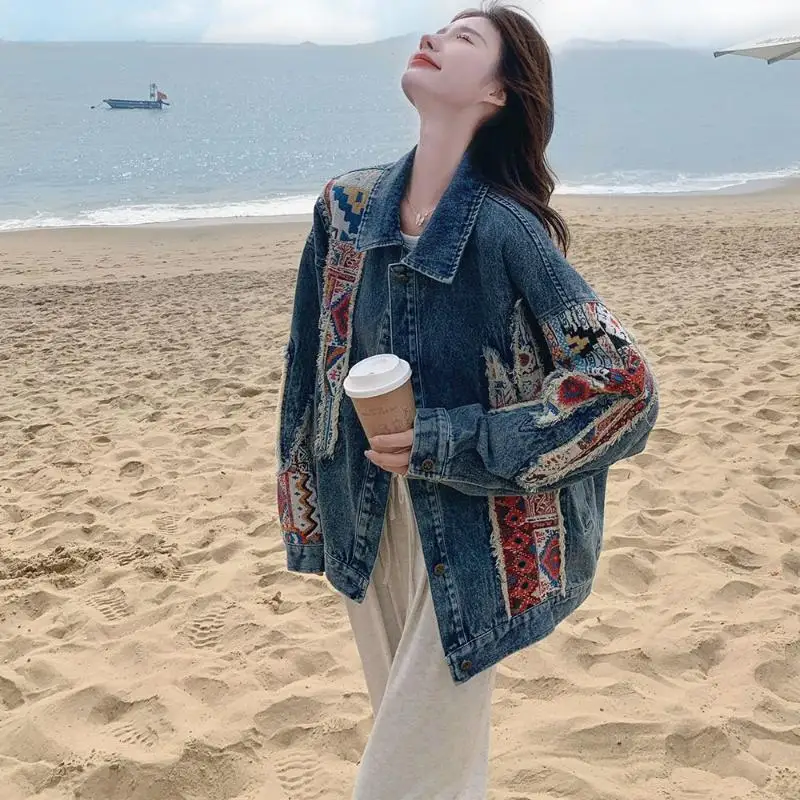 Hot 2026 Women Autumn Winter New Retro Printed Patchwork Denim Jacket Internet Famous Fashion Loose Casual Design Jacket Tops