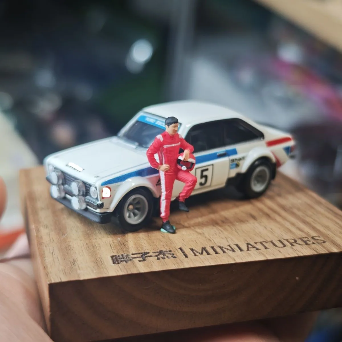 1/64 Static Figurines Racing Driver Resin Model Car Figure Decoration Diorama