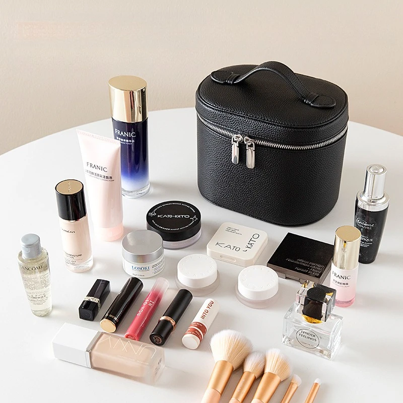 1PCS Light Luxury PU Leather Carry Storage Bag Metal Zipper Spacious Interior Case for Short Business Trip Toiletries Sorting