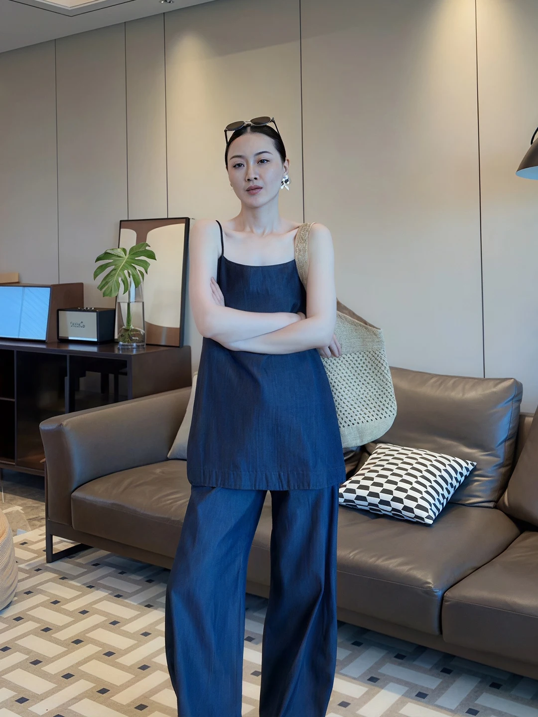 Summer Loose Feelings Sleeveless Denim Set Women's Blue Strap Wide Leg Pants Minimalist Casual Wear Complete Set