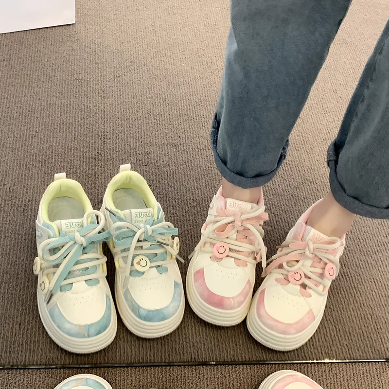 

Fashion Thick-Soled White Sneakers Elegant Women's Designer Niche 2025 New autumn and winter Korean style casual sports shoes