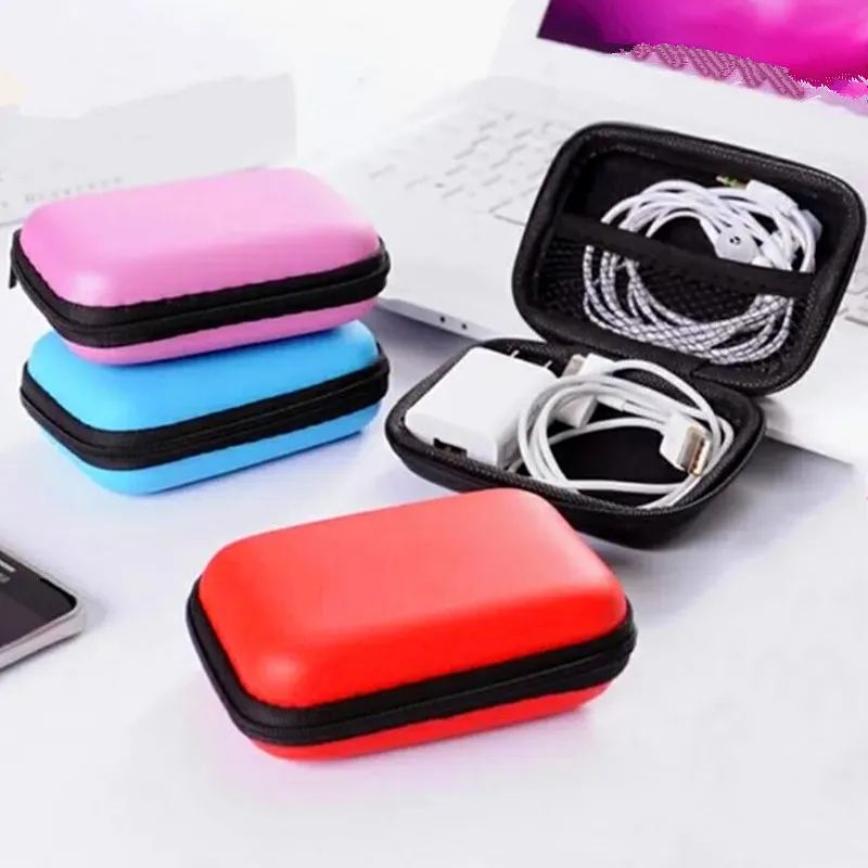 حقيبة حمل محمولة للسماعة ، وحقيبة الأذن ، وأكياس التخزين ، وصندوق لسماعات الأذن ، SD ، بطاقة TF ، شاحن ، حامل كابل USB ، 1 قطعة
