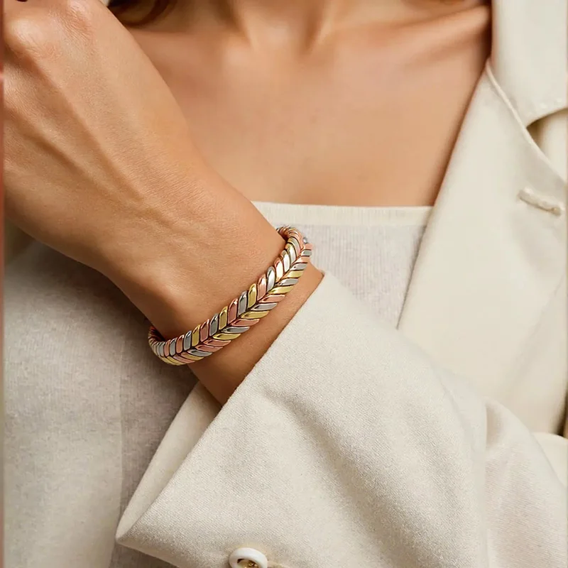 Modische Armbänder aus reinem Kupfer, dreifarbig gewebte Manschetten-Magnetarmreifen für Damen und Herren, Arthritis-Gesundheit, massiver Kupferschmuck – Detail 3