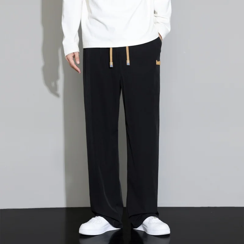 

New Men's Outdoor Fashion Versatile Four Seasons Sports Pants Comfortable Versatile Breathable Legged Straight Leg Pants